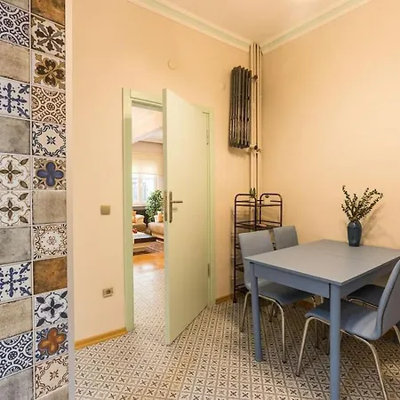 Luxury & Spacious 1br Near Cvk Bosphrous Taksim Apartment Istanbul