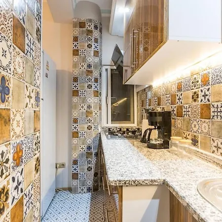 Luxury & Spacious 1br Near Cvk Bosphrous Taksim * Estambul